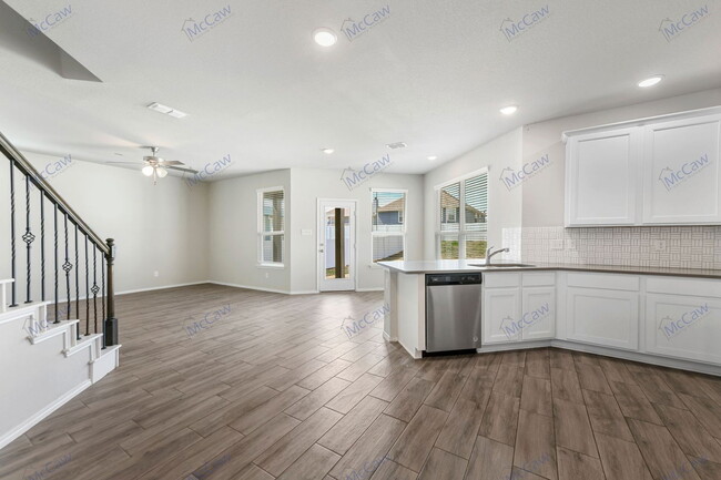 Building Photo - 5933 Hopkins Dr