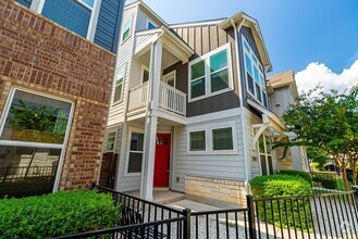 Building Photo - Three Levels of Luxury and Unique Amenitie...