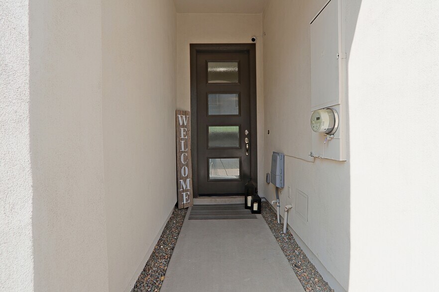 Building Photo - 7350 E Vista Bonita Dr