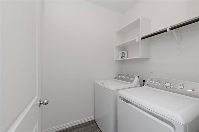 Building Photo - 5417 Windsong Way