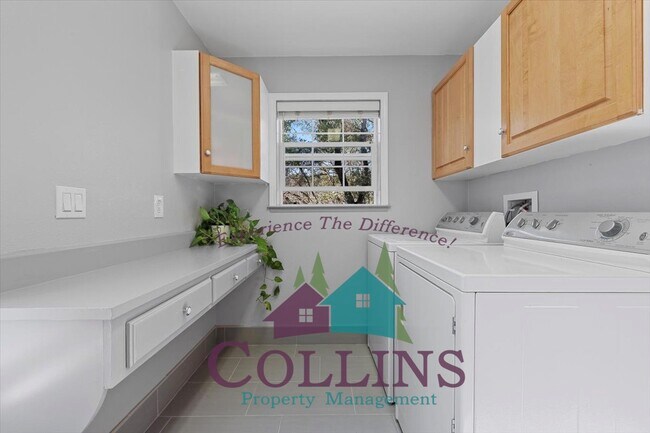 Building Photo - 11822 Lodestar Dr
