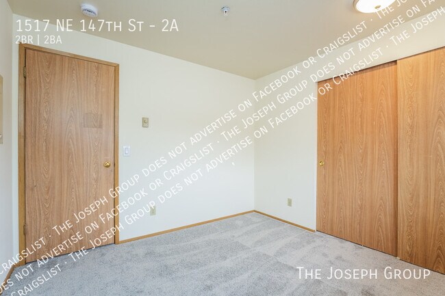 Building Photo - 1517 NE 147th St