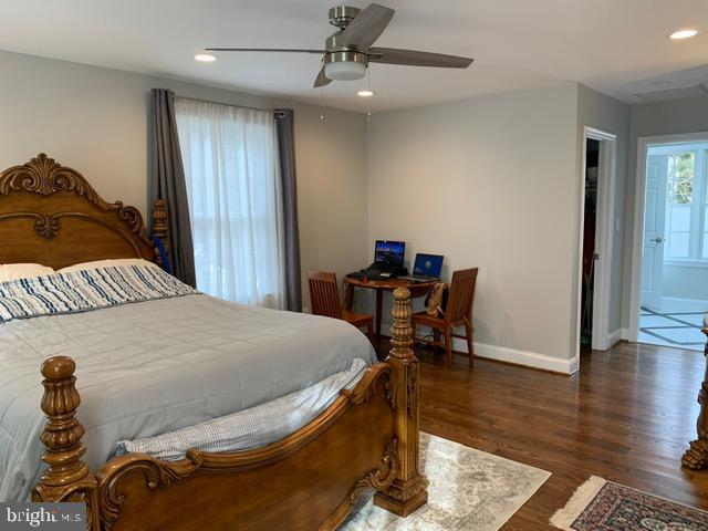 Building Photo - 7413 Farnum St