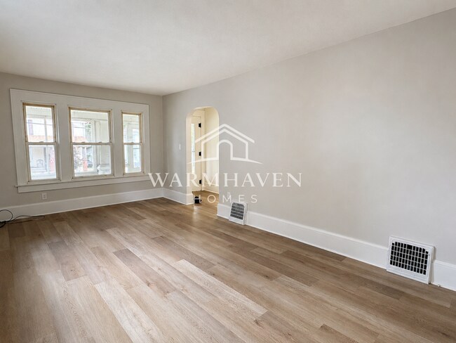 Building Photo - 2137 12th St SW