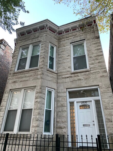 Building Photo - 2930 W Polk St