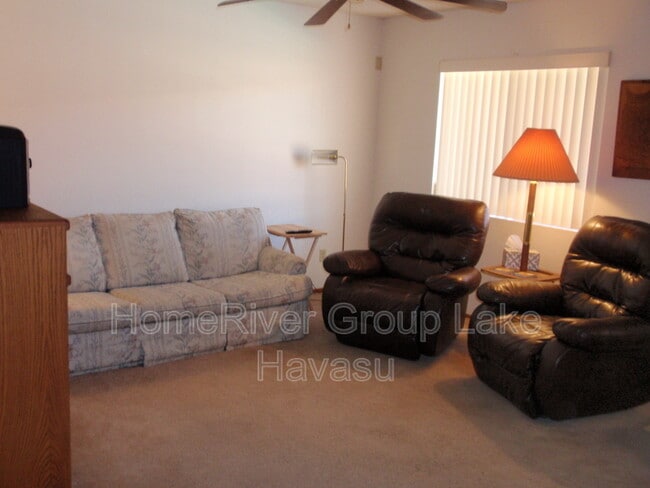 Building Photo - 1957 Mesquite Ave