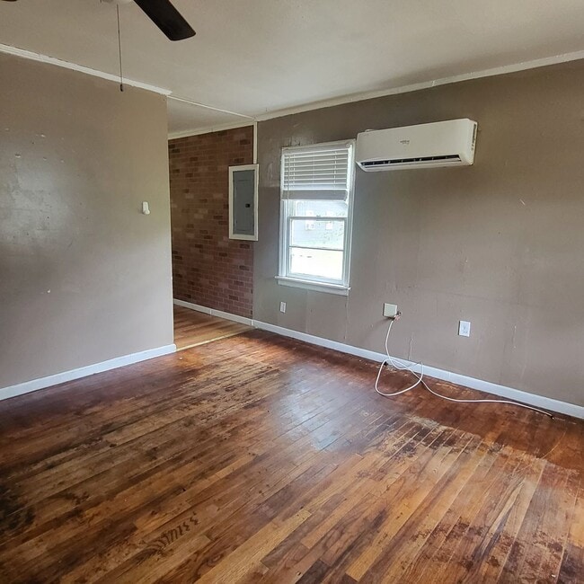 Building Photo - 108 Celia Dr