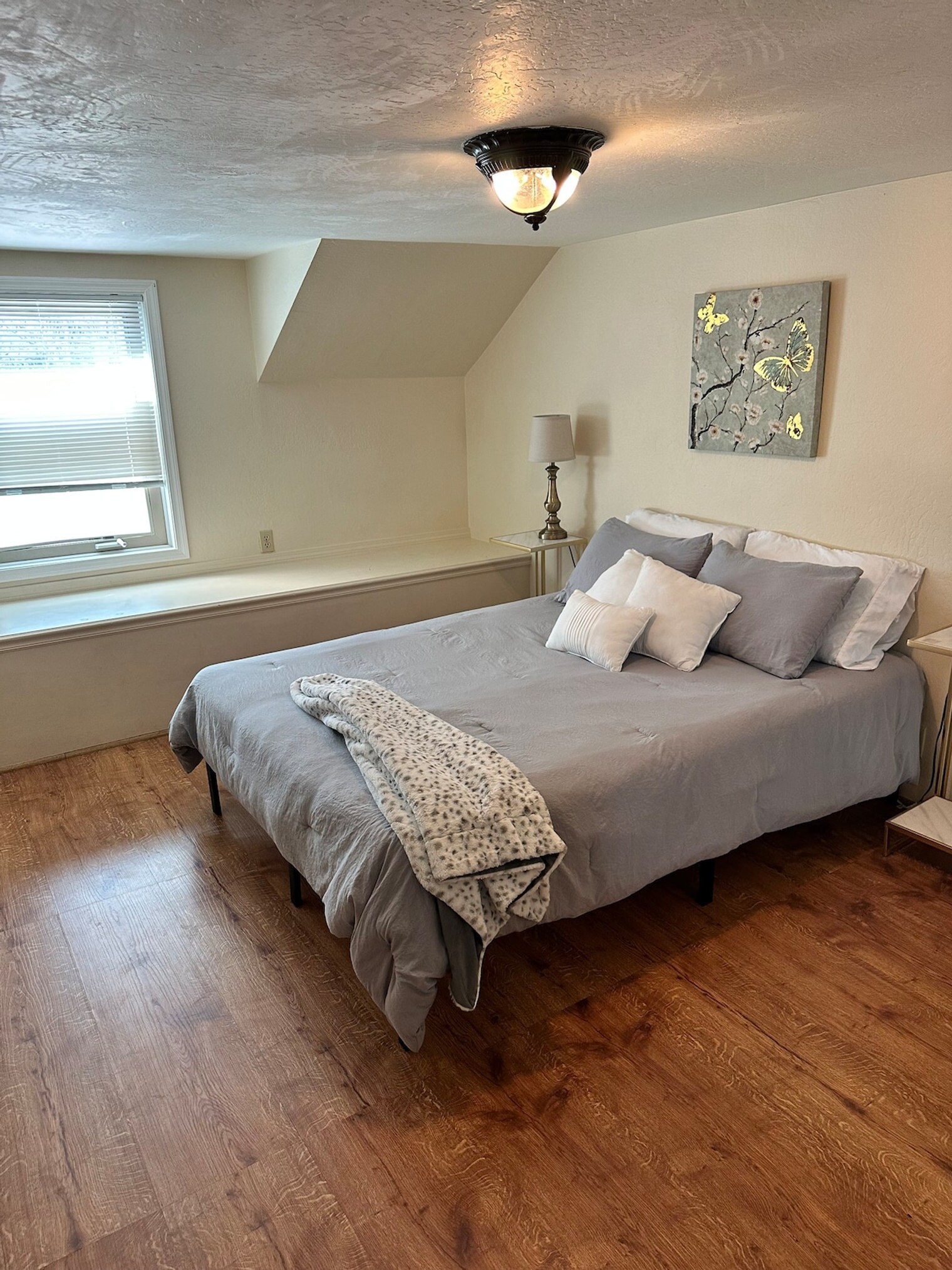 Building Photo - 1428 Crown Ave