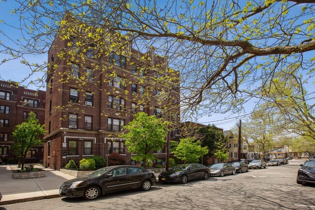 Building Photo - 277 Harrison Ave