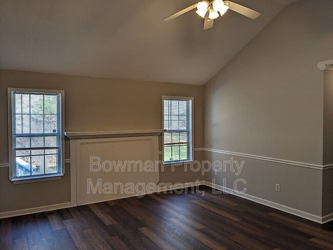 Building Photo - 1140 Hunter Trail