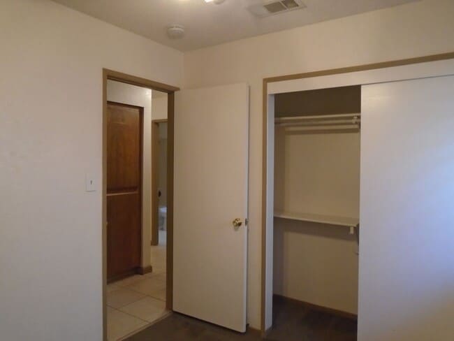 Building Photo - 4608 Tilyard Ct