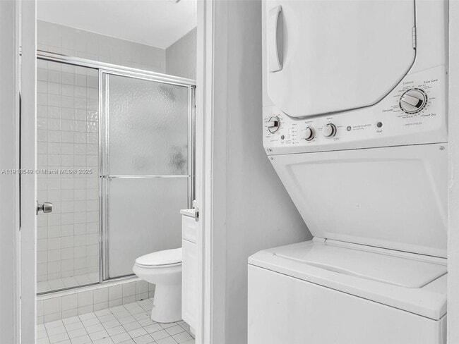 Building Photo - 3558 Magellan Cir