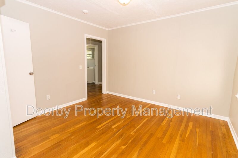 Building Photo - 26 Paulmar Dr