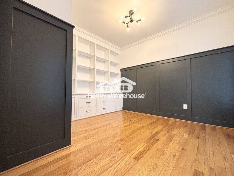 Building Photo - 10206 Sunway Terrace