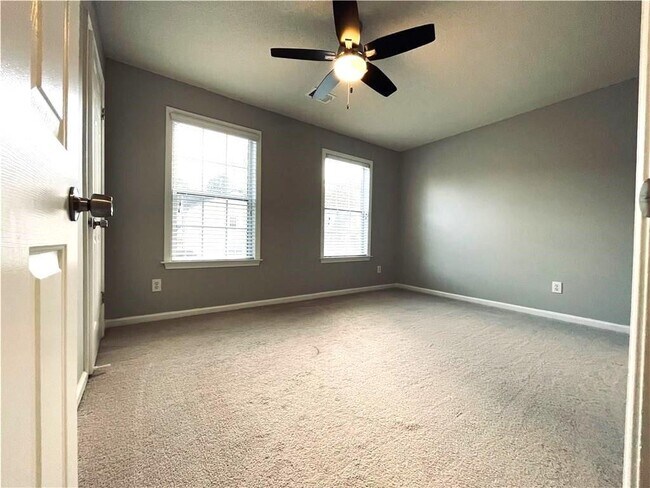 Building Photo - 3485 Oxwell Dr NW