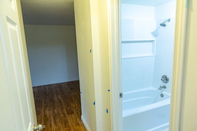 Building Photo - 17305 Dayton Ave