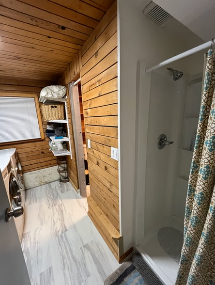 Building Photo - 11601 NE 155th St