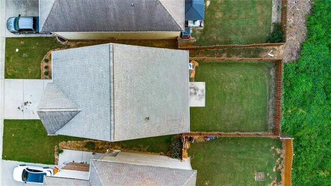 Building Photo - 317 Clover Brook Dr