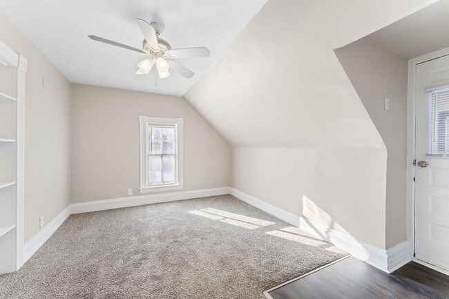 Building Photo - 71 Grand Ave