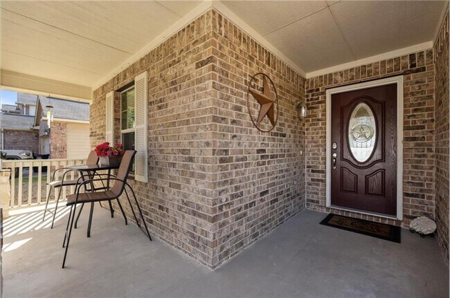 Building Photo - 255 Drystone Trail