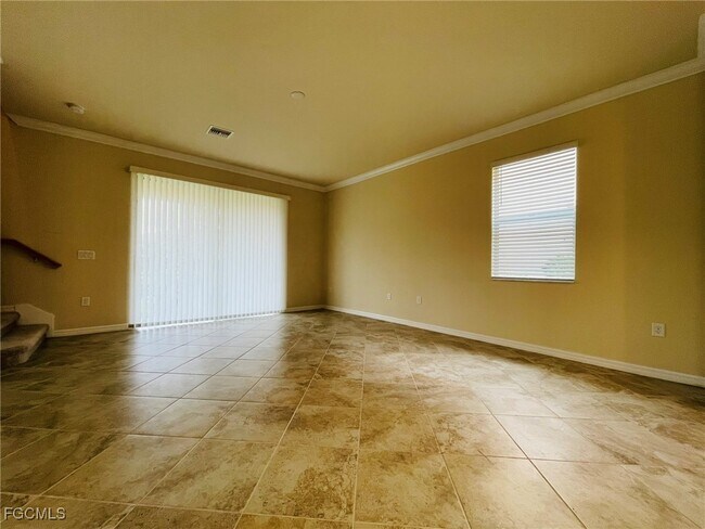 Building Photo - 8885 Via Isola Court