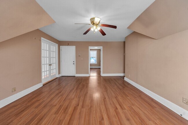 Building Photo - 31 Ripley St