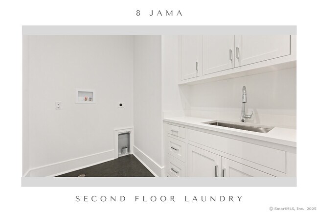 Building Photo - 8 Jama Ln