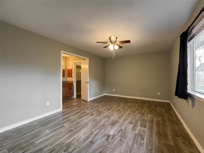 Building Photo - 2706 Orion Dr