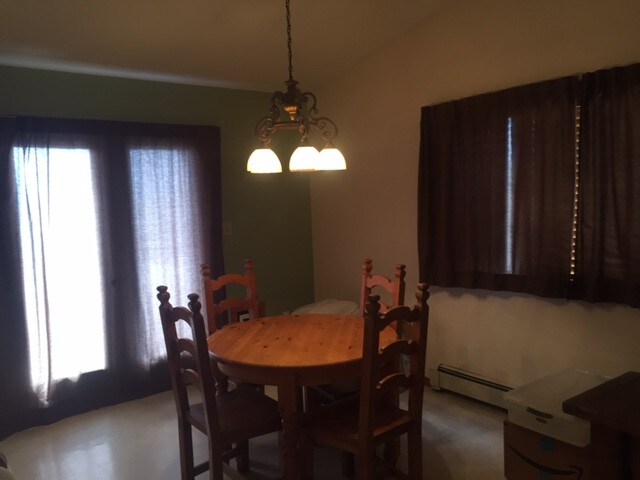 Building Photo - 812 E Saguaro St