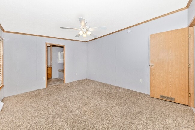 Building Photo - 16114 McGregor Dr