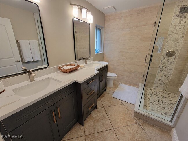 Building Photo - 7761 Jewel Ln