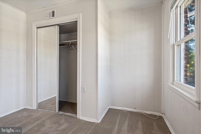 Building Photo - 1222 Oronoco St