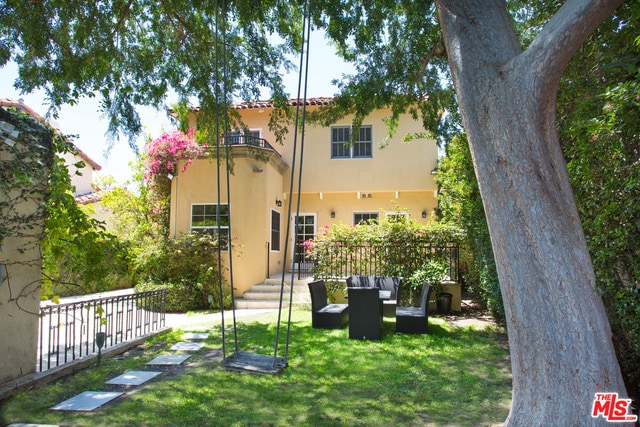 Building Photo - 260 S El Camino Dr