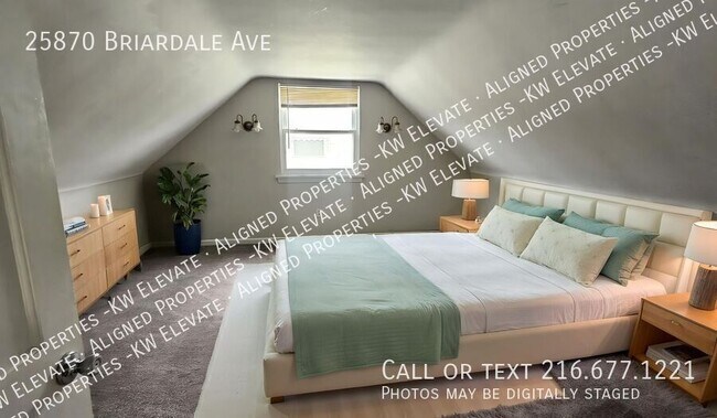 Building Photo - 25870 Briardale Ave