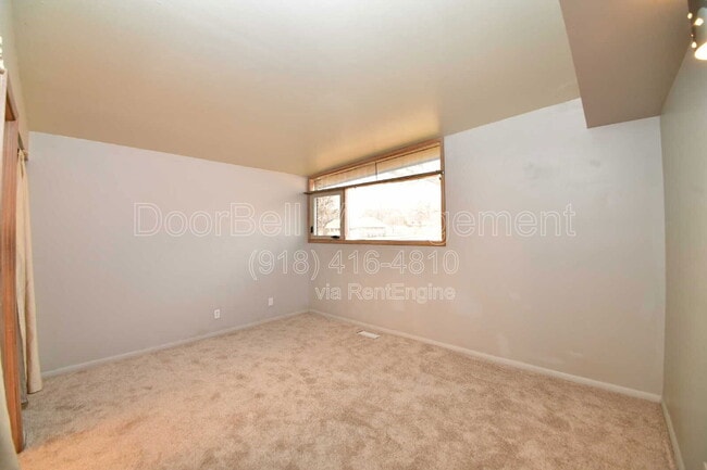 Building Photo - 5306 E 26th St