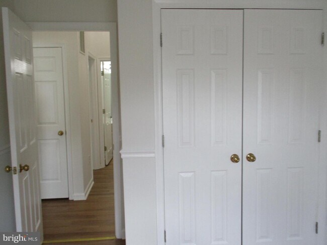 Building Photo - 11135 Maryland Manor Ct