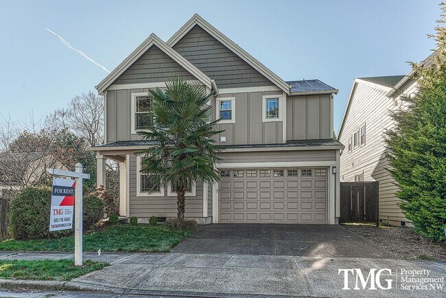 Building Photo - Stylish Beaverton Home with Built-ins, Open Layout & Private Backyard