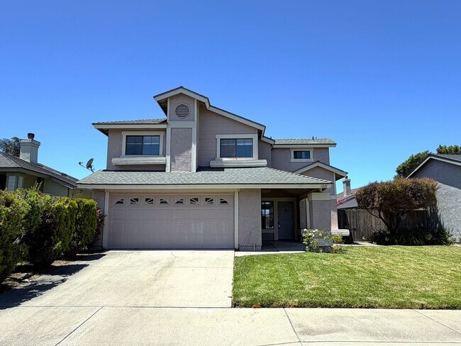 Building Photo - Updated Two Story Meadows Home