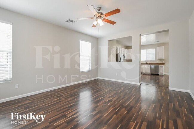 Building Photo - 7595 E Cholla Overlook Dr