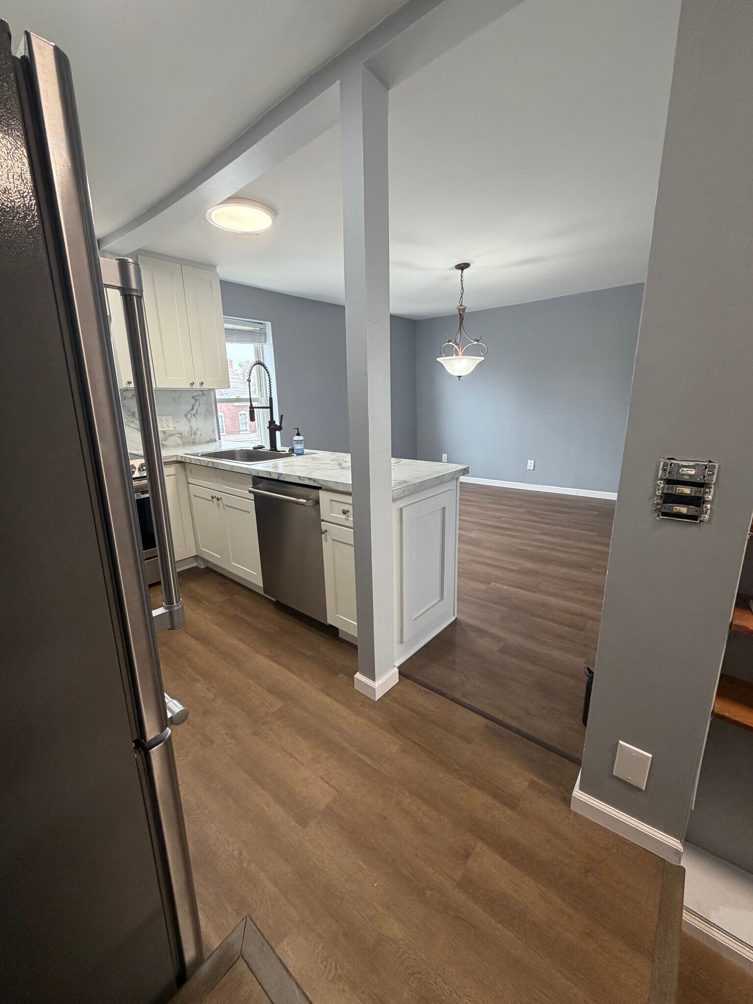 Building Photo - 326 Walnut St