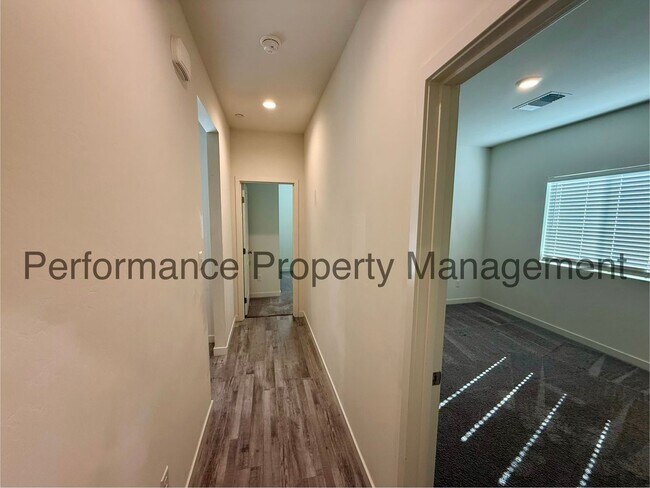 Building Photo - 6500 Rugby Ct