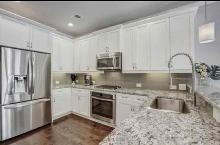 Building Photo - 2264 Lavista Ct NE