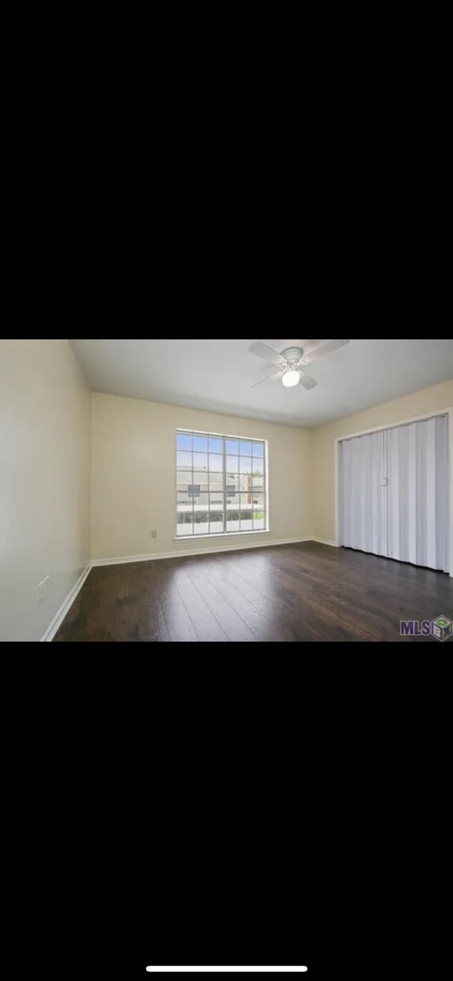 Building Photo - 1757 Boulevard De Province