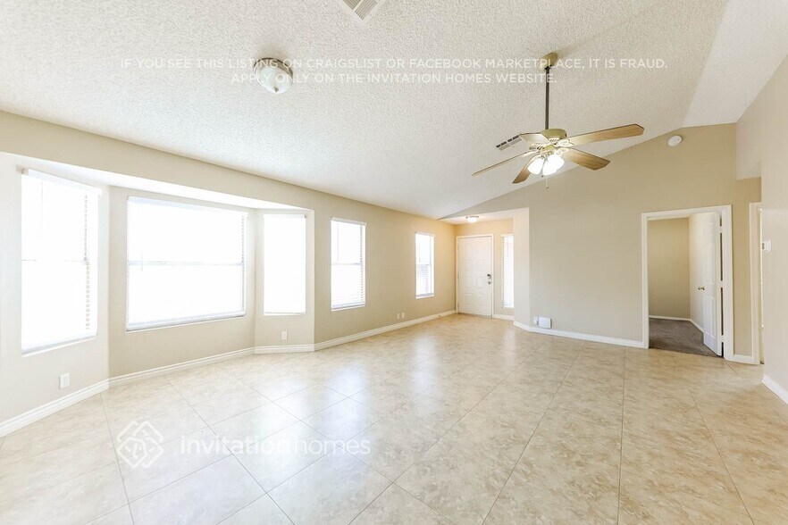 Building Photo - 4026 W Whispering Wind Dr