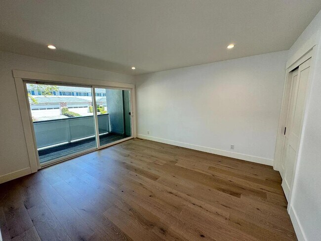Building Photo - 500 Leahy St