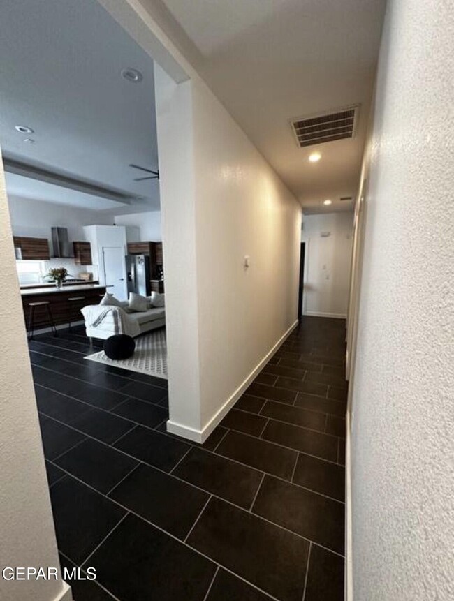 Building Photo - 13010 Terrington Ave