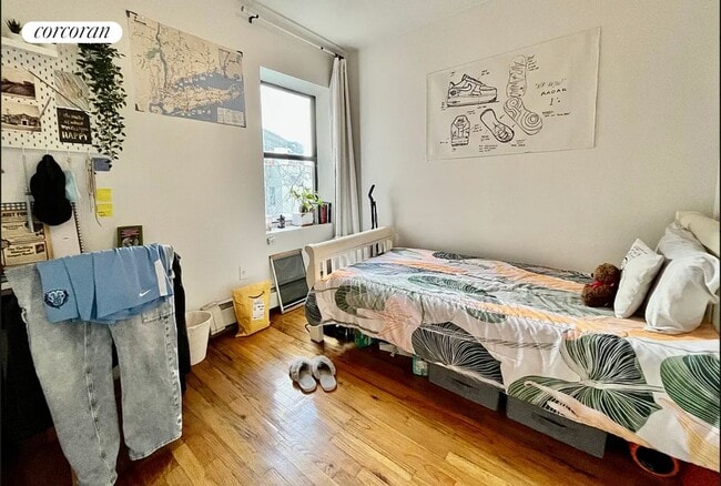 Building Photo - 206 St Nicholas Ave