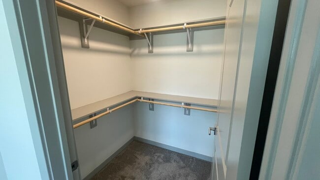 Building Photo - 2614 Waterway Ln