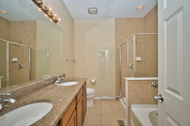 Building Photo - 353 E Eastgate Pl