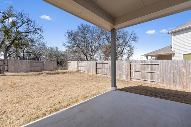 Building Photo - 205 Riverhill Cv